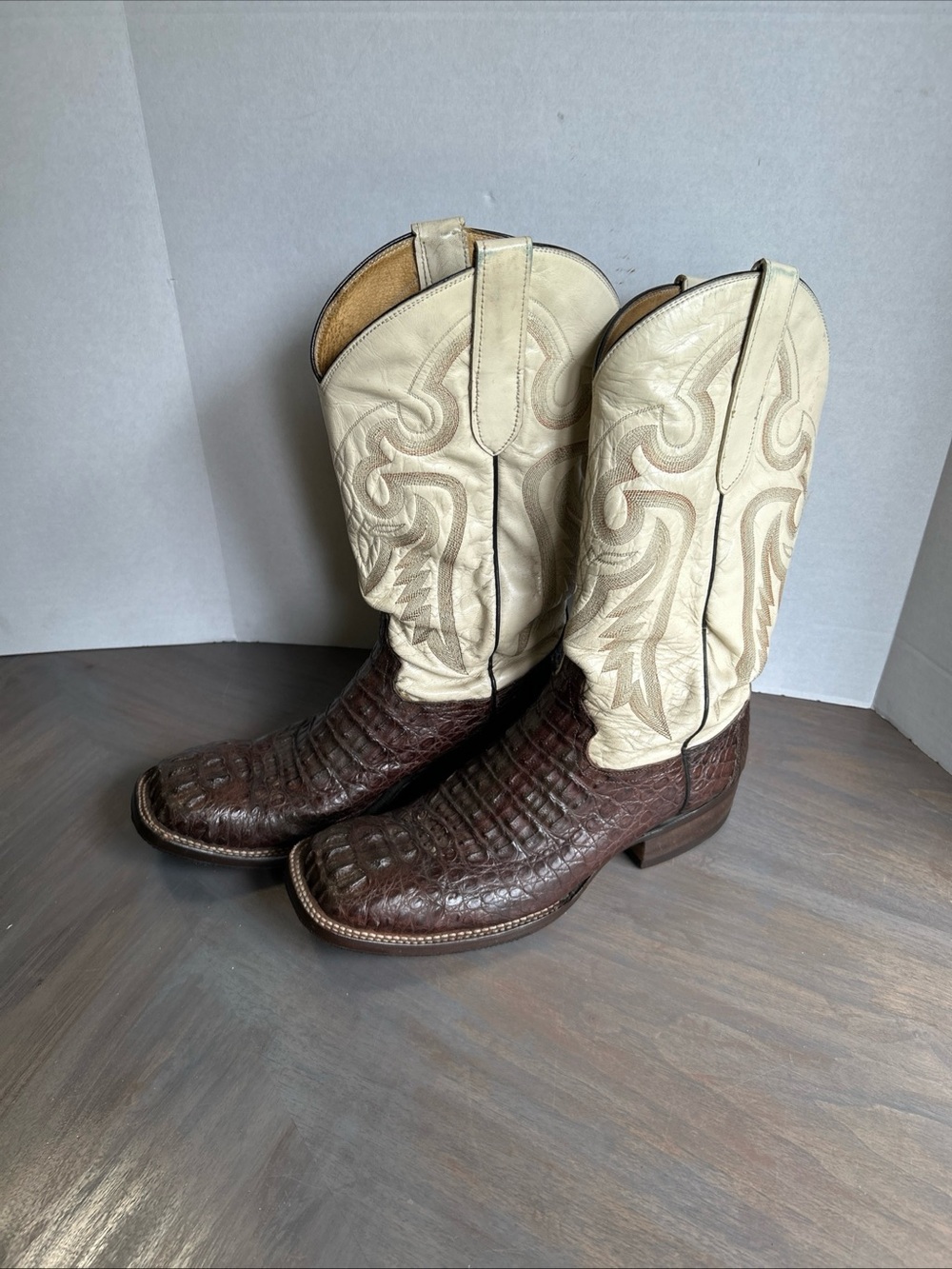 Men’s Genuine Caiman Skin Cowboy Boots, 8.5EE